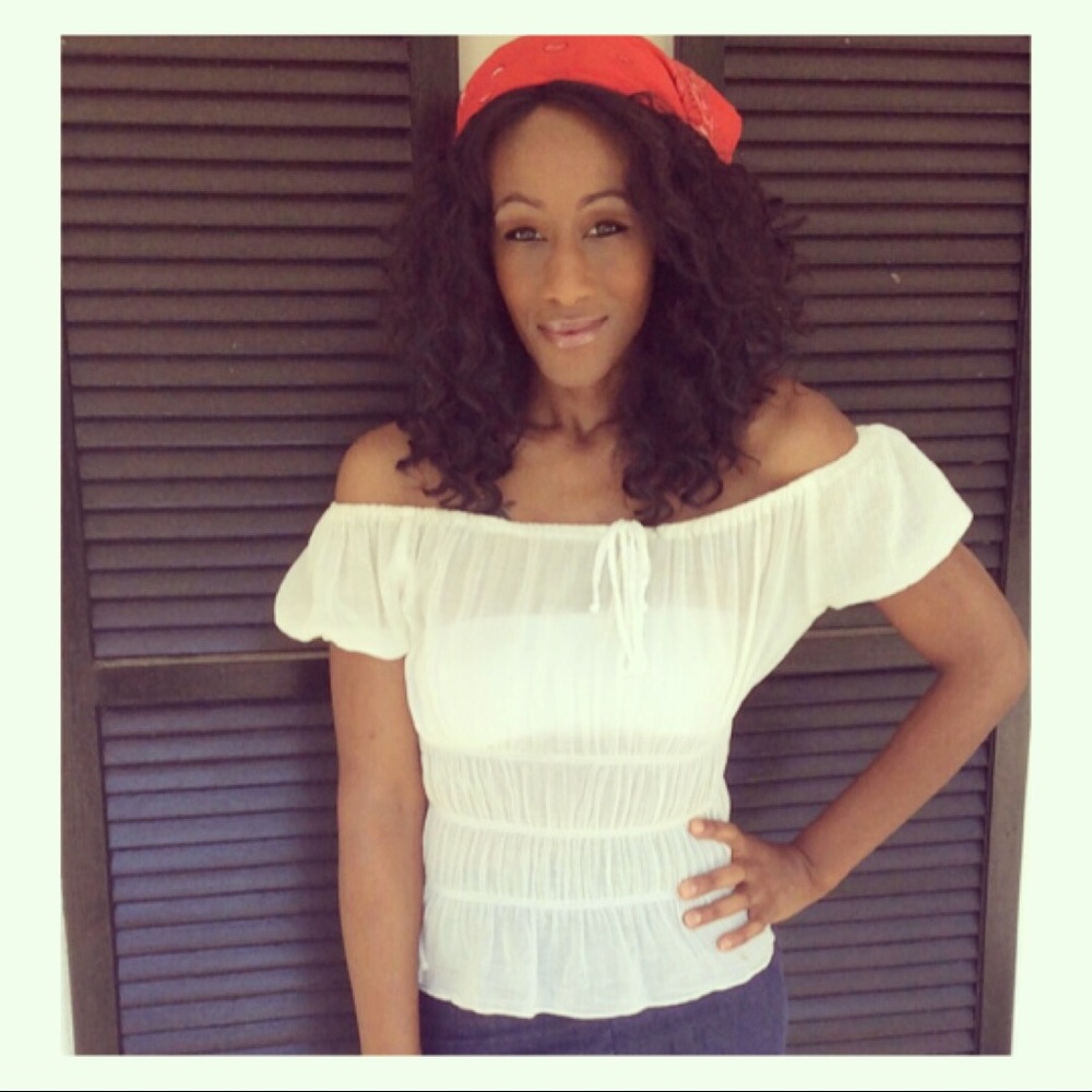 Meet your Posher, Miki